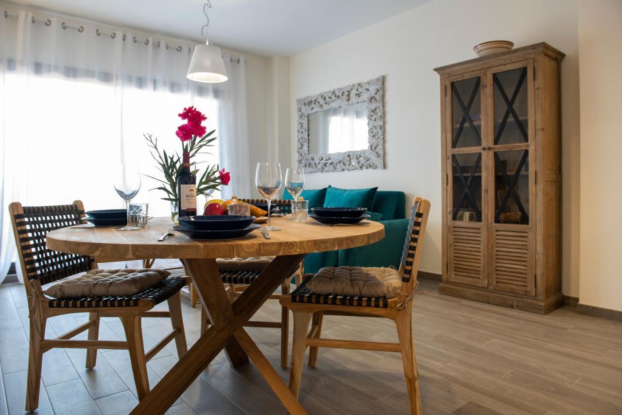 Green View Luxury Appartment In New Complex Pueblo Majorero Next To Golf Course 5 Min Walk From The Beach And Atlantico Shopping Centre In Caleta De Fuste Next To Cassino And Elba Sara Hotel 2 Bedrooms 2 Bathrooms Huge Terace! Exterior foto